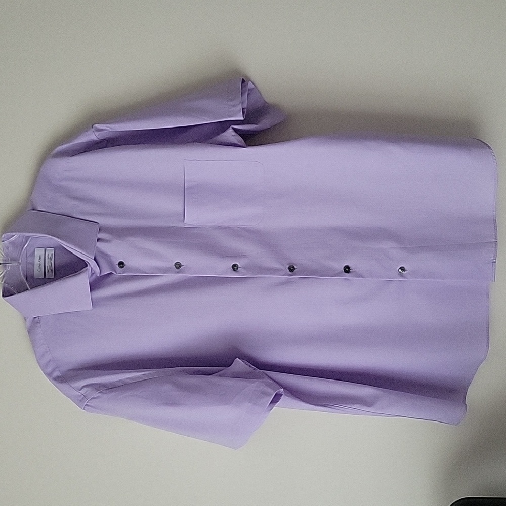 Calvin Klein Men's Purple Cotton Stretch Short Sleeve Shirt- Size XL